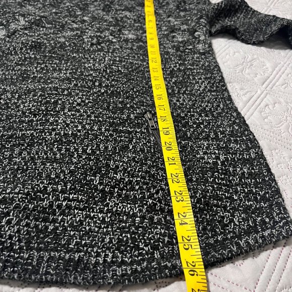 Its Our Time Womens  pull Over Sweater Size M‎ - Picture 5 of 6